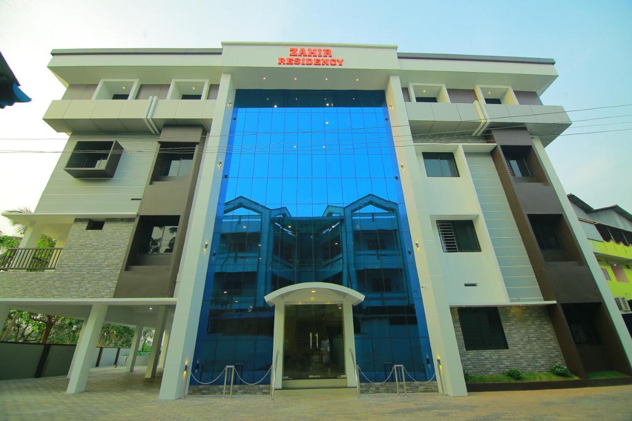 Zahir Residency Hotel Kondotty Buitenkant foto