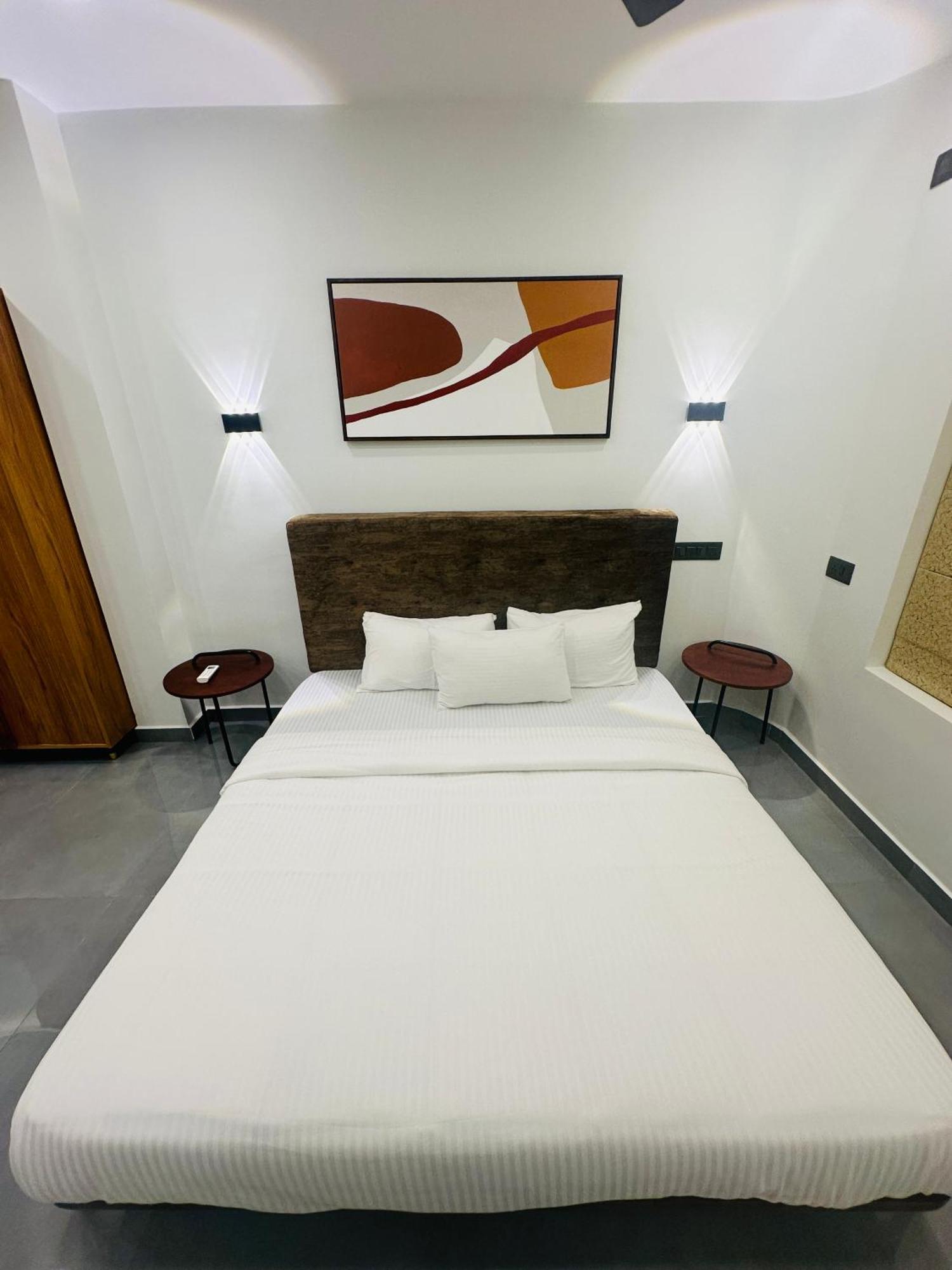 Zahir Residency Hotel Kondotty Buitenkant foto